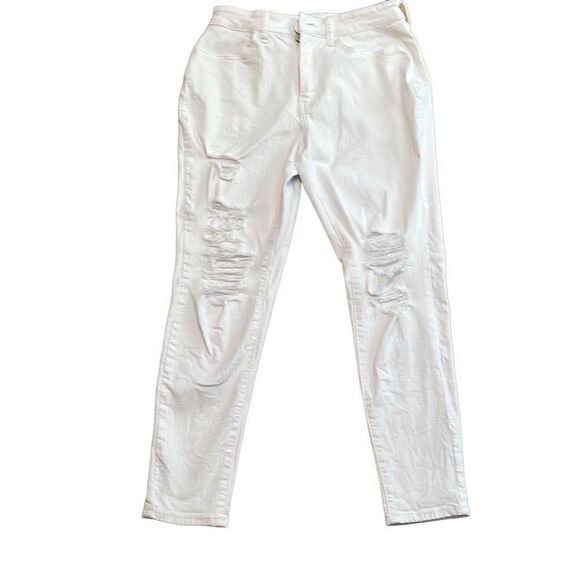 SO Women's White Super High Rise Curvy Jegging Jeans Size 11S/30W - Picture 1 of 8